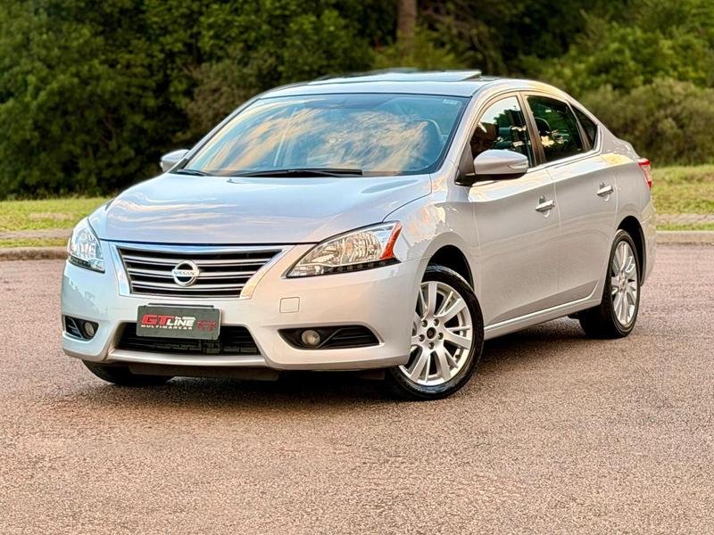 Nissan Sentra SL 2.0/ 2.0 Flex Fuel 16V Aut. na cor Prata em Curitiba / PR - 977879