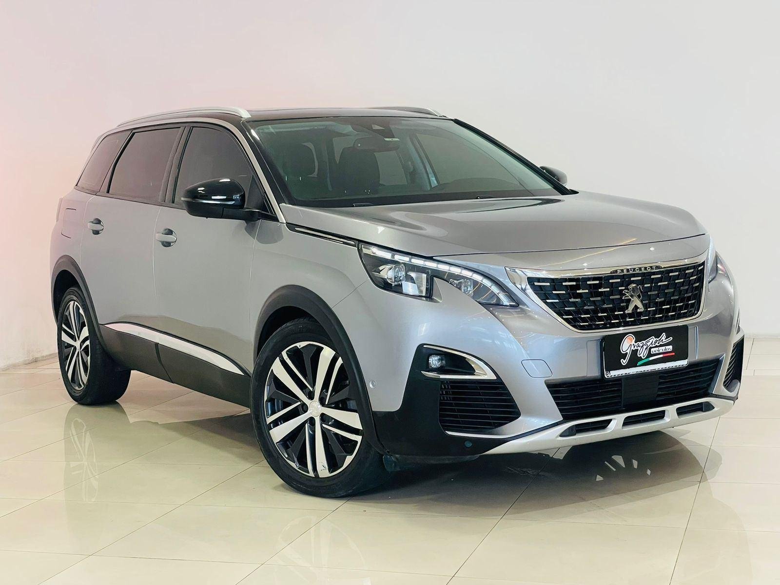 Peugeot 5008 Griffe 1.6 Turbo 16V 5p Aut. na cor Prata no Rio Grande / RS - 978109
