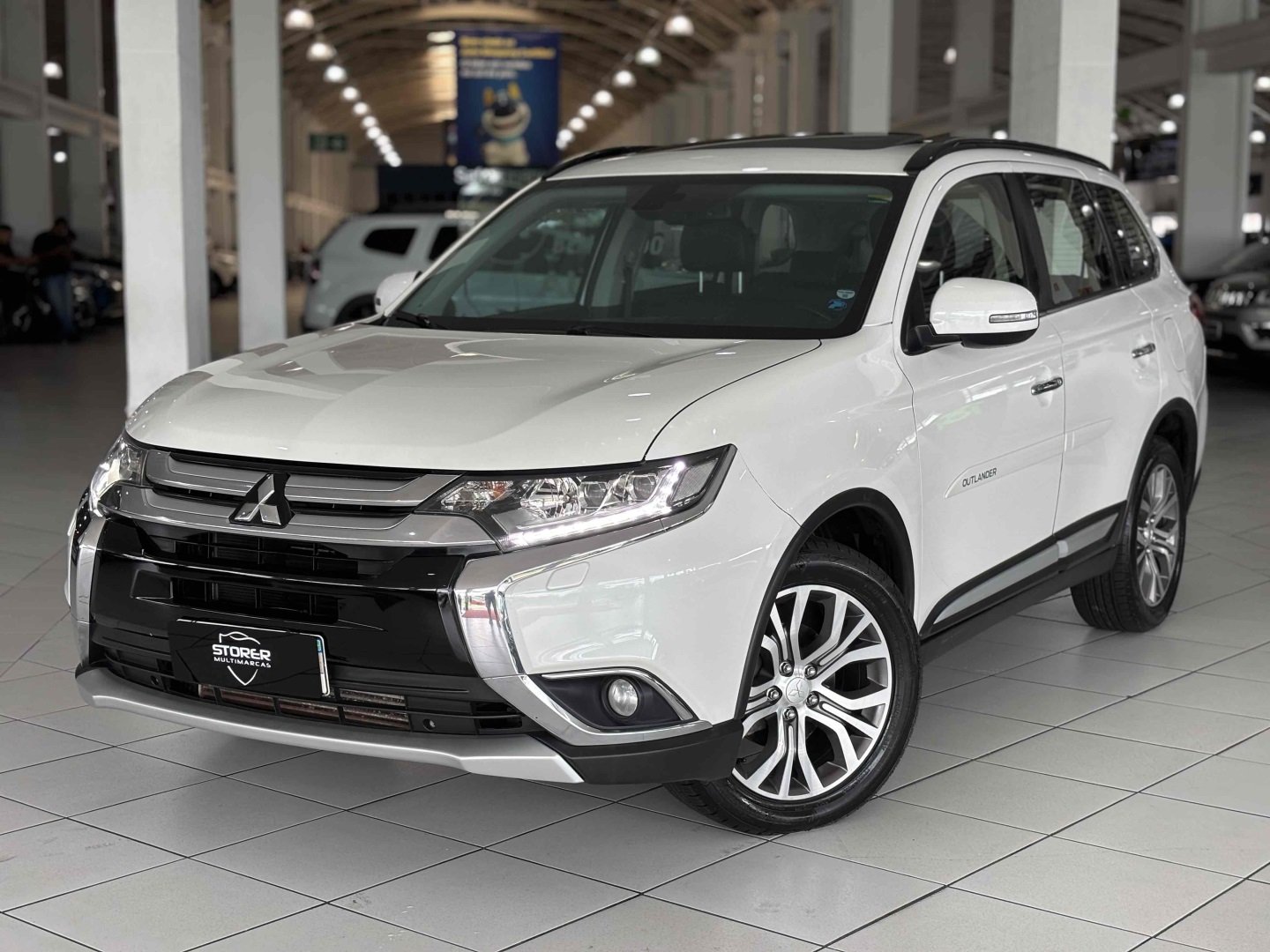 Mitsubishi OUTLANDER HPE-S 2.2 Diesel 4x4 Aut. na cor Branco em Curitiba / PR - 978190