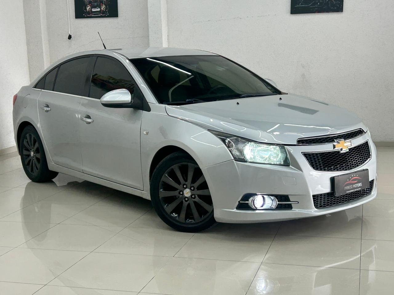 Chevrolet Cruze HB Sport LTZ 1.8 16V FlexP. 5p Aut na cor Prata em Curitiba / PR - 978305