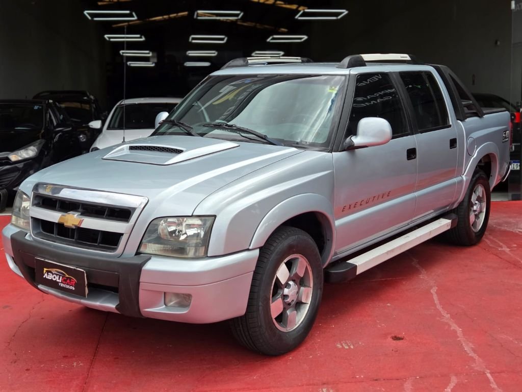 Chevrolet S10 P-Up Executive 2.4 MPFI F.Power CD na cor Prata em Campinas / SP - 978695