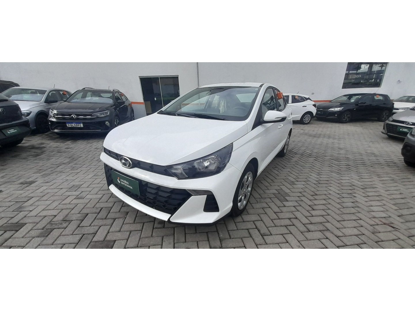 Hyundai HB20S Comfort Plus 1.0 Flex 12V Mec. na cor Branco em Itajaí / SC - 978970