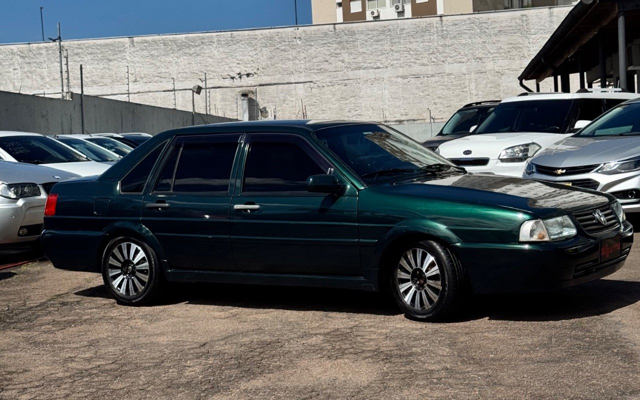 Volkswagen Santana 1.8 Mi na cor Verde no Porto Alegre / RS - 979078