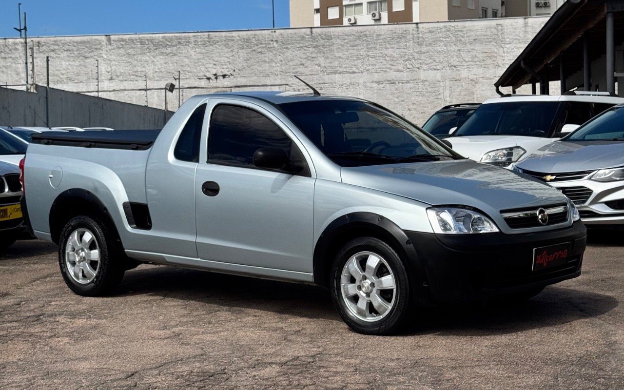 Chevrolet Montana 1.4 8V Conquest ECONOFLEX 2p na cor Prata no Porto Alegre / RS - 979112