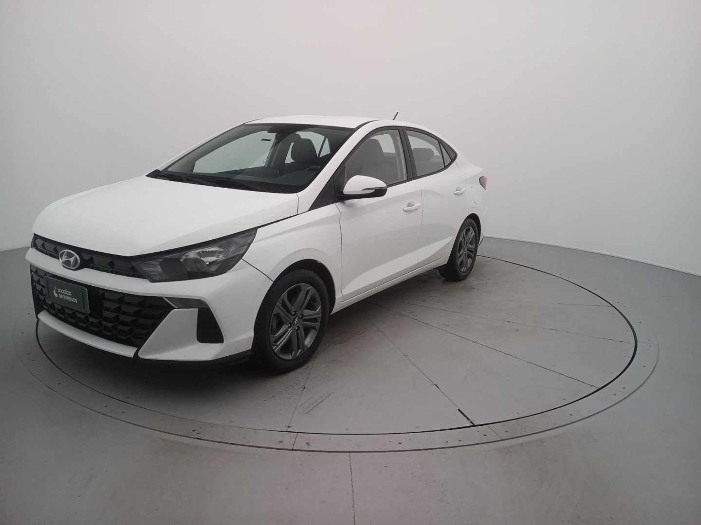 Hyundai HB20S Comfort Plus 1.0 TB Flex 12V Aut na cor Branco em São José dos Pinhais / PR - 979517