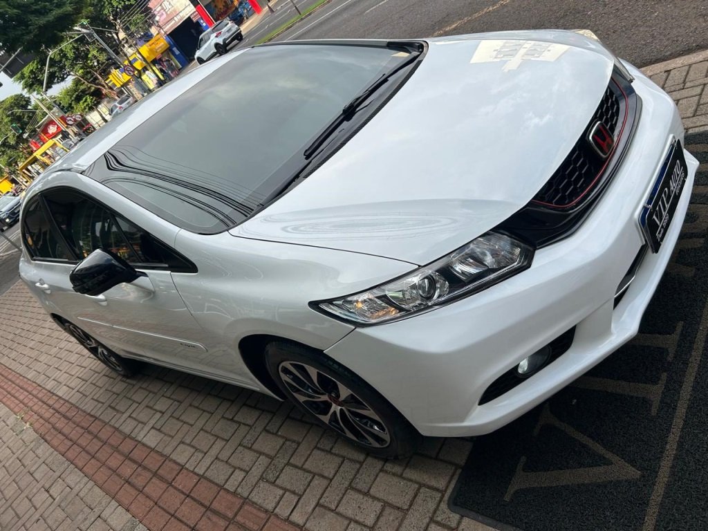 Honda Civic Sedan LXR 2.0 Flexone 16V Aut. 4p na cor Branco em Maringá / PR - 980122