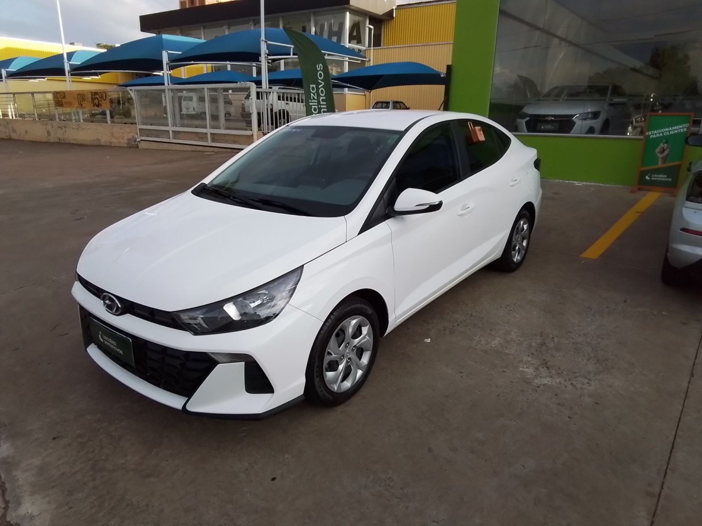 Hyundai HB20S Comfort Plus 1.0 Flex 12V Mec. na cor Branco em Campinas / SP - 980127