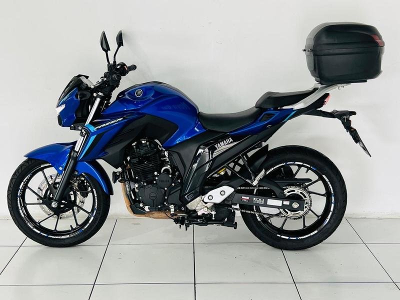 YAMAHA FZ25 250 FAZER CONNECTED  na cor Azul em Colombo / PR - 980233