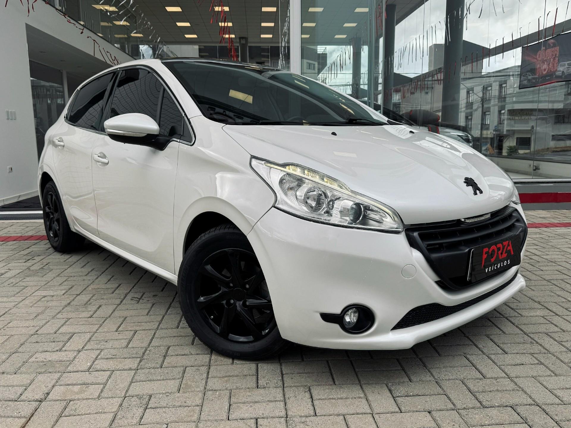 Peugeot 208 Griffe 1.6 Flex 16V 5p Aut. na cor Branco em São Mateus do Sul / PR - 980317