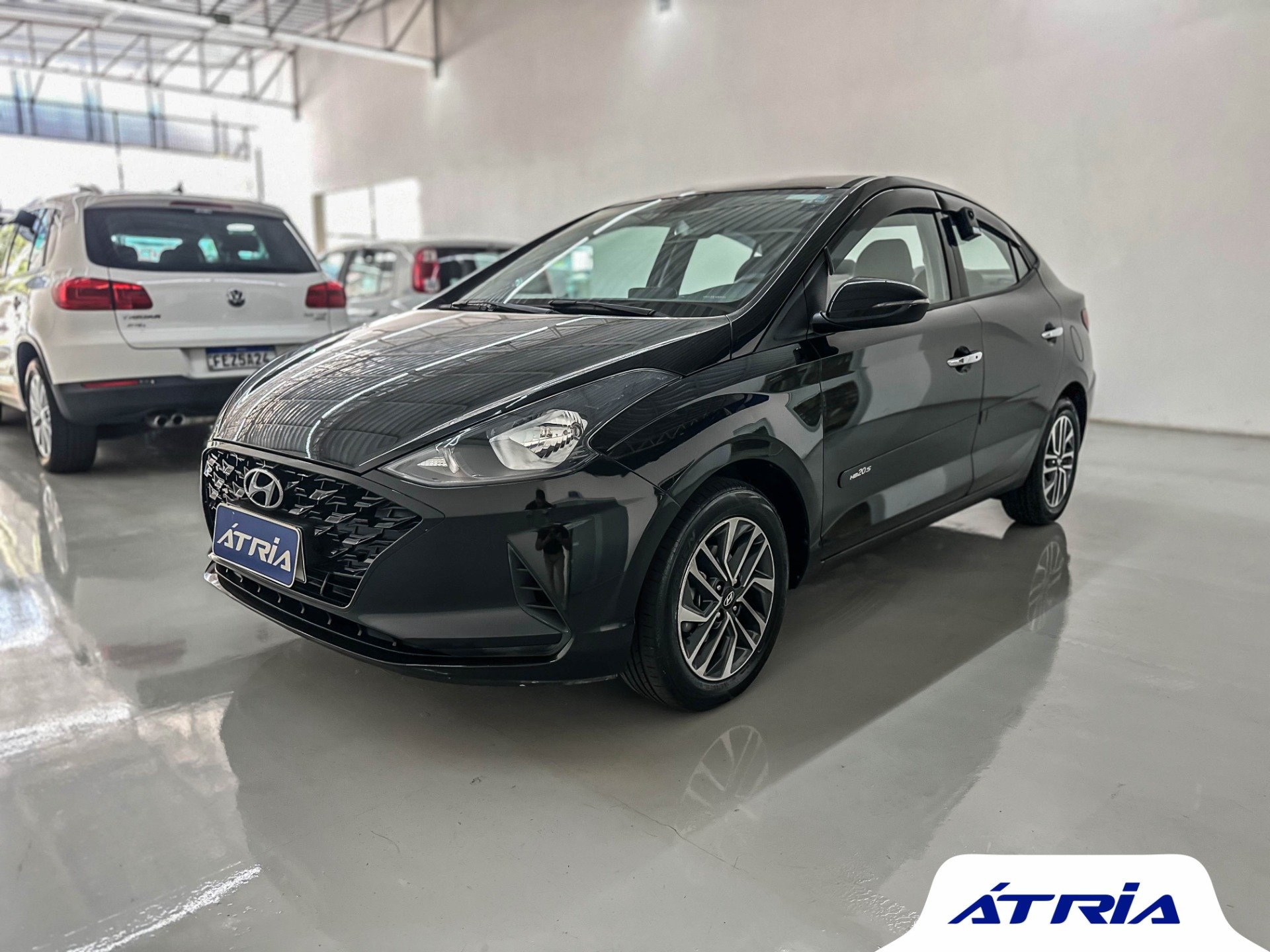 Hyundai HB20S Platinum 1.0 TB Flex 12V Aut. na cor Preto em Campinas / SP - 9810
