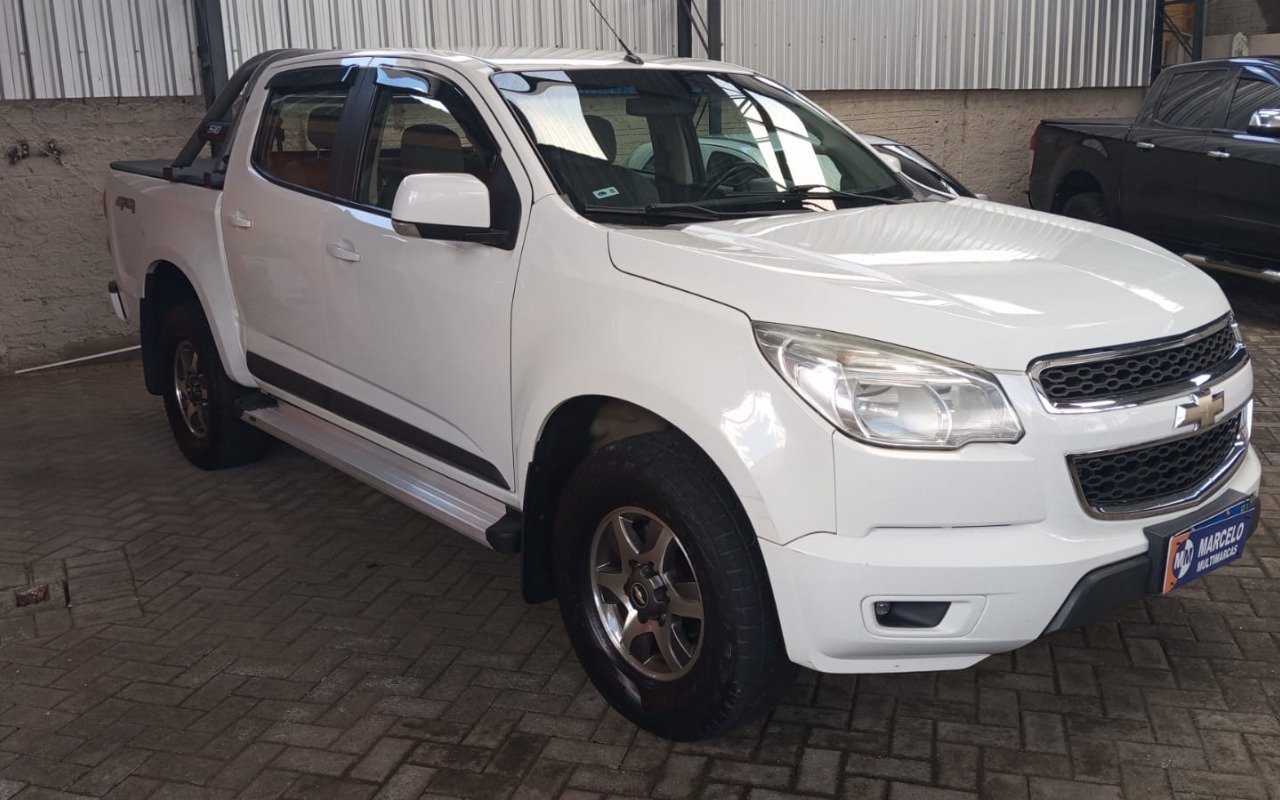 Chevrolet S10 Pick-Up LT 2.8 TDI 4x4 CD Diesel na cor Branco em Ponta Grossa / PR - 981133