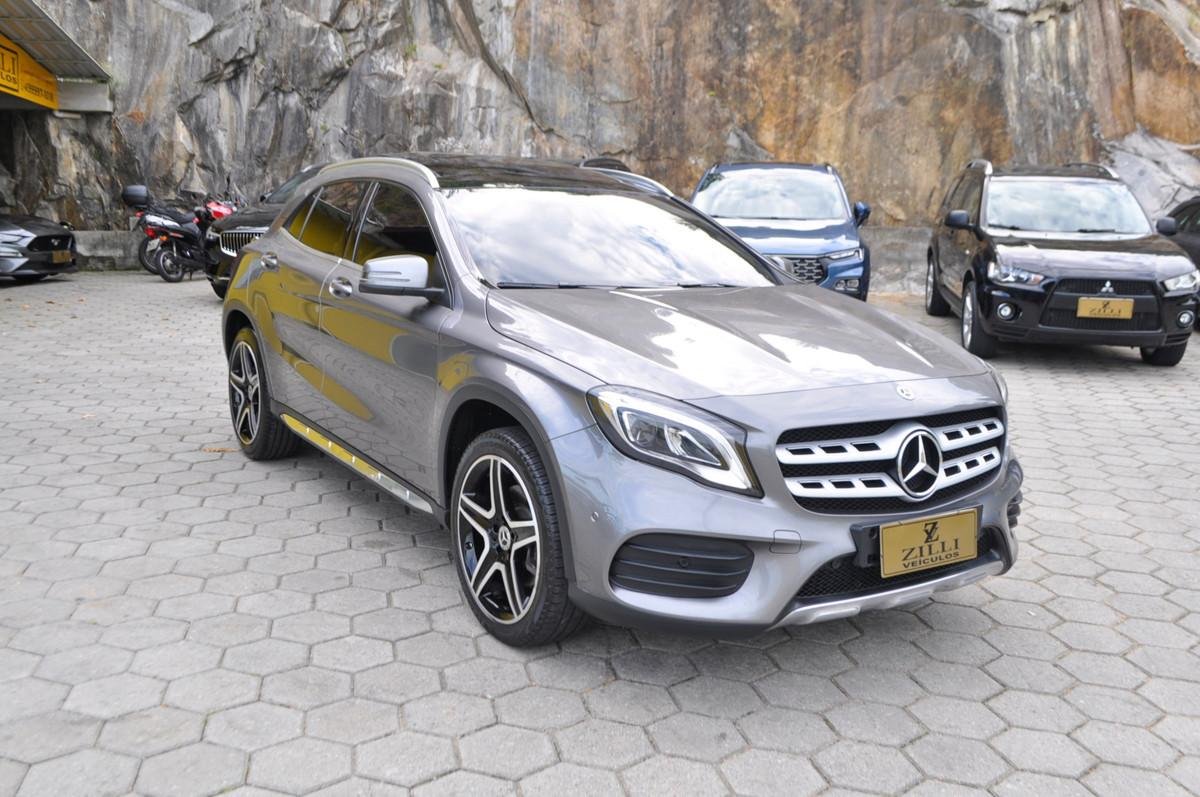 Mercedes-Benz GLA 250 Sport 2.0 TB 16V 4x2 211cv Aut. na cor Cinza em Florianópolis / SC - 981292