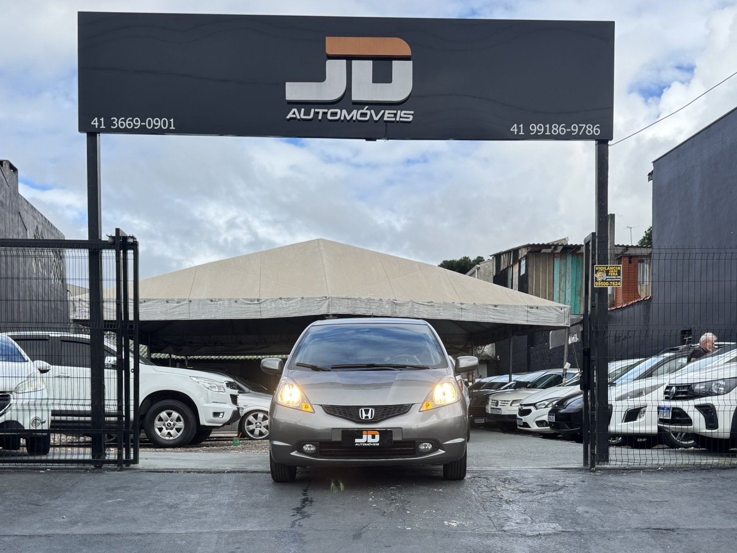 Honda Fit LXL 1.4/ 1.4 Flex 8V/16V 5p Mec. na cor Cinza em Pinhais / PR - 981316