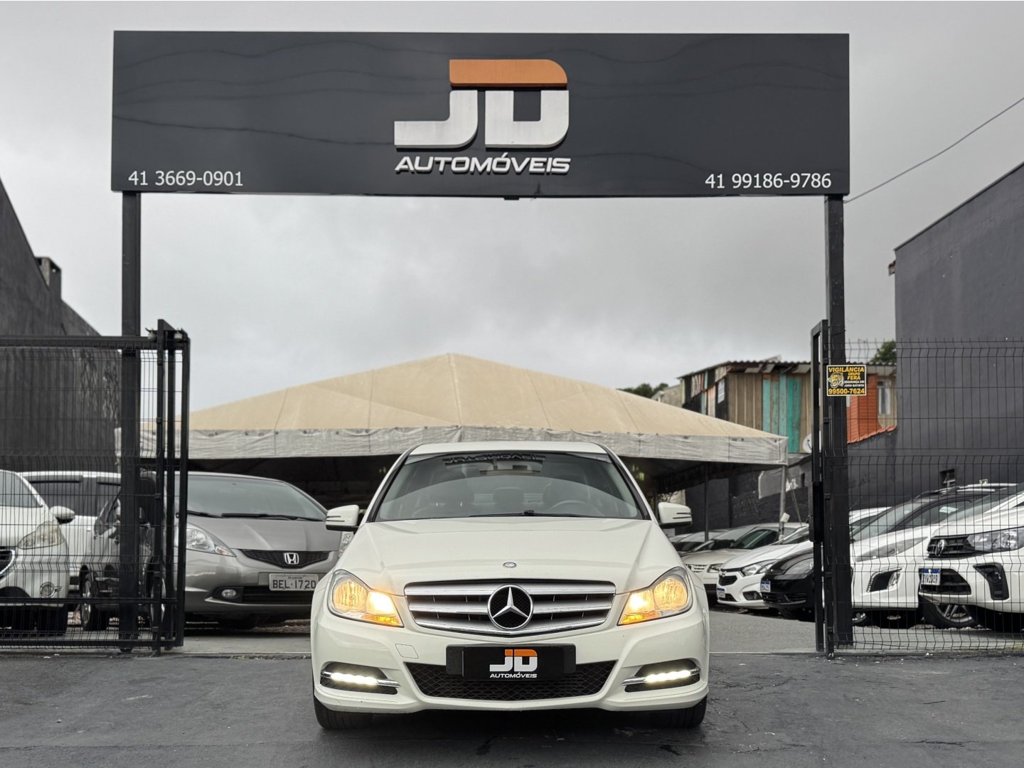 Mercedes-Benz C-180 CGI Classic 1.8 16V 156cv Aut. na cor Branco em Pinhais / PR - 981317