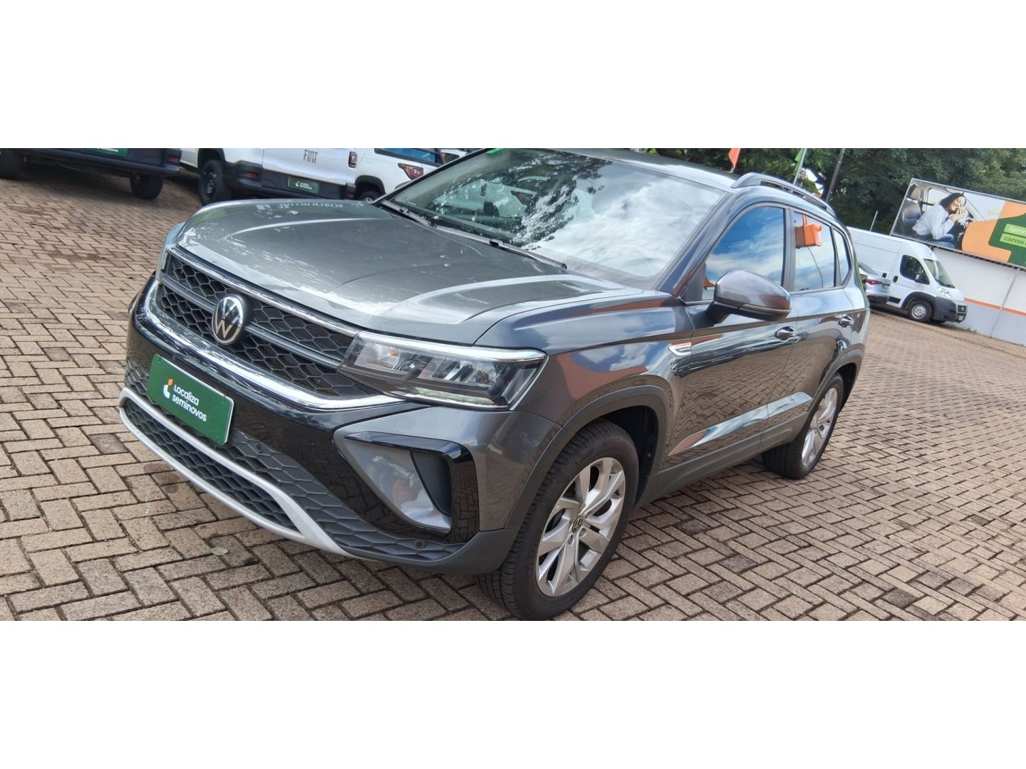 Volkswagen Taos Comfortline 1.4 250 TSI Flex Aut. na cor Cinza em Londrina / PR - 982176