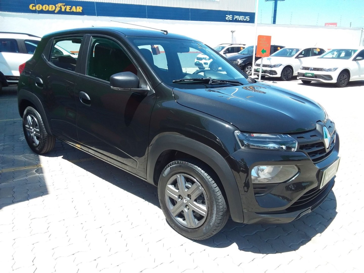 Renault Kwid Zen 1.0 Flex 12V 5p Mec. na cor Preto no Santa Cruz do Sul / RS - 984618