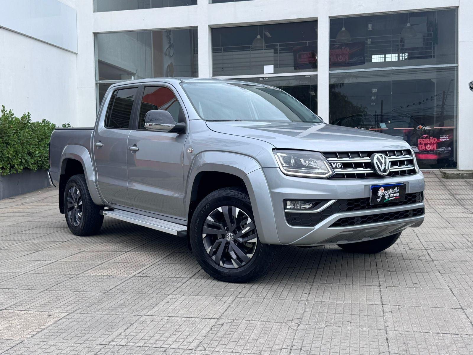 Volkswagen Amarok Highline CD 2.0 16V TDI 4x4 Dies. na cor Prata no Rio Grande / RS - 984849
