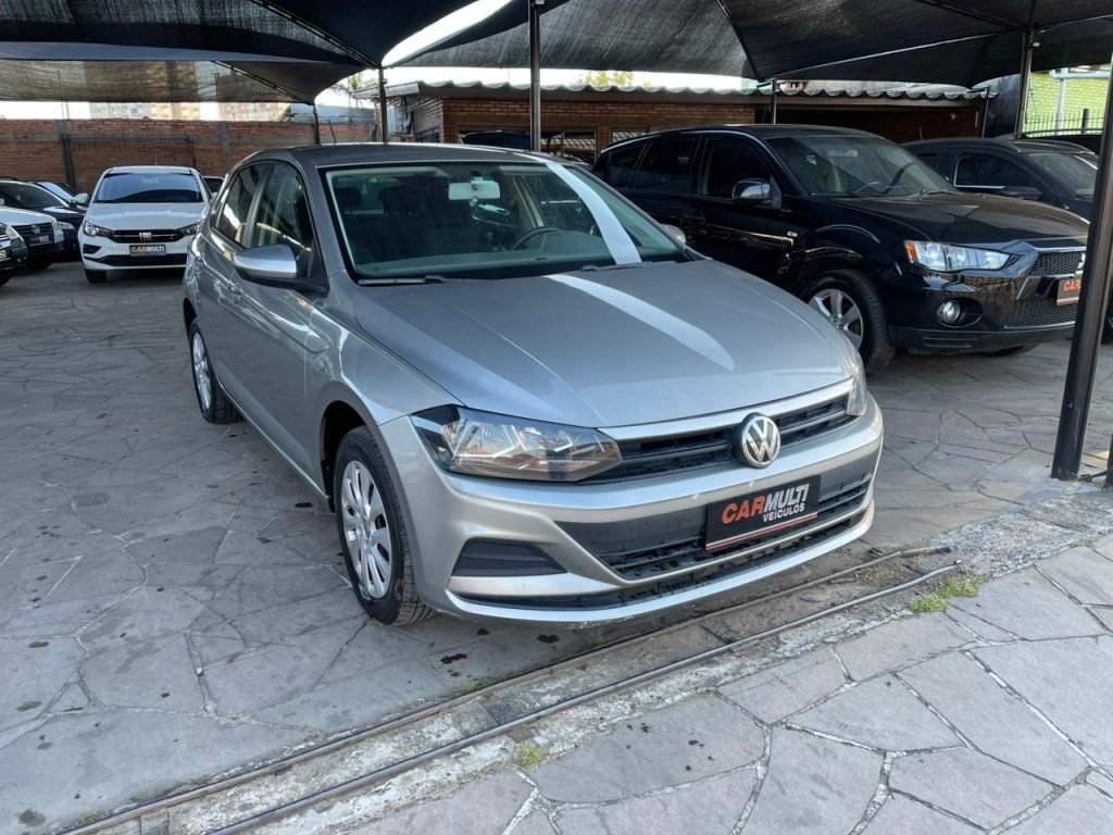 Volkswagen Polo 1.0 Flex 12V 5p na cor Prata no Porto Alegre / RS - 984867