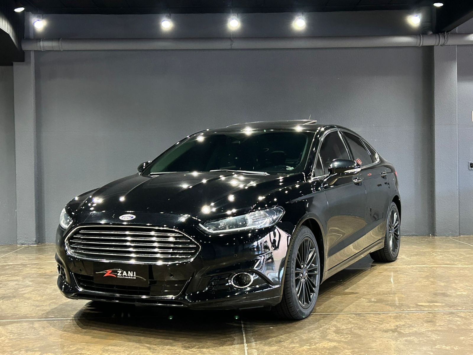 Ford Fusion Titanium 2.0 GTDI Eco. Awd Aut. na cor Preto em Cascavel / PR - 985582