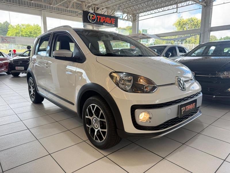 Volkswagen Up! cross 1.0 TSI Total Flex 12V 5p na cor Branco em Curitiba / PR - 985973