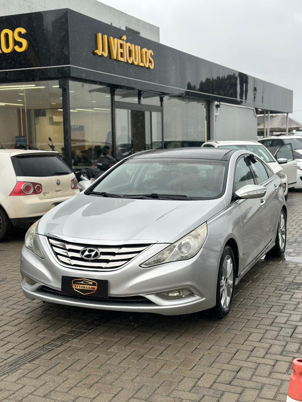 Hyundai Sonata 2.4 16V 182cv 4p Aut. na cor Prata em São José / SC - 985979
