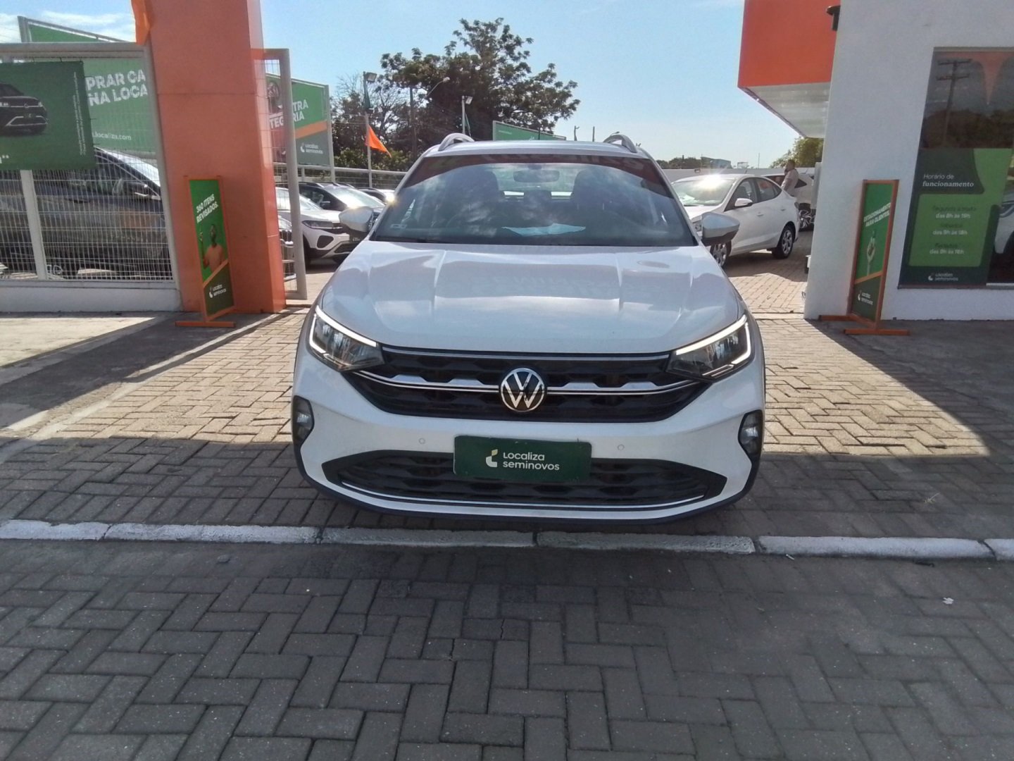 Volkswagen Nivus Highline 1.0 200 TSI Flex Aut. na cor Branco em Lages / SC - 986738
