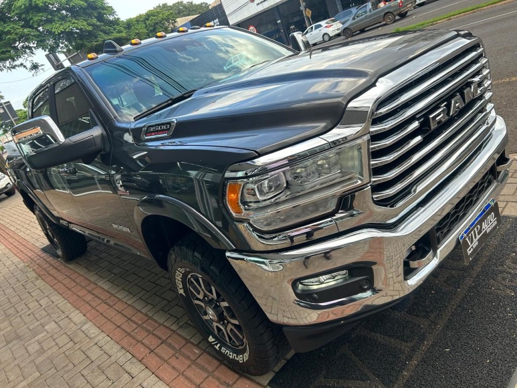 RAM 3500 LIMITED LONGHORN 6.7 TB CD Diesel na cor Cinza em Maringá / PR - 987195