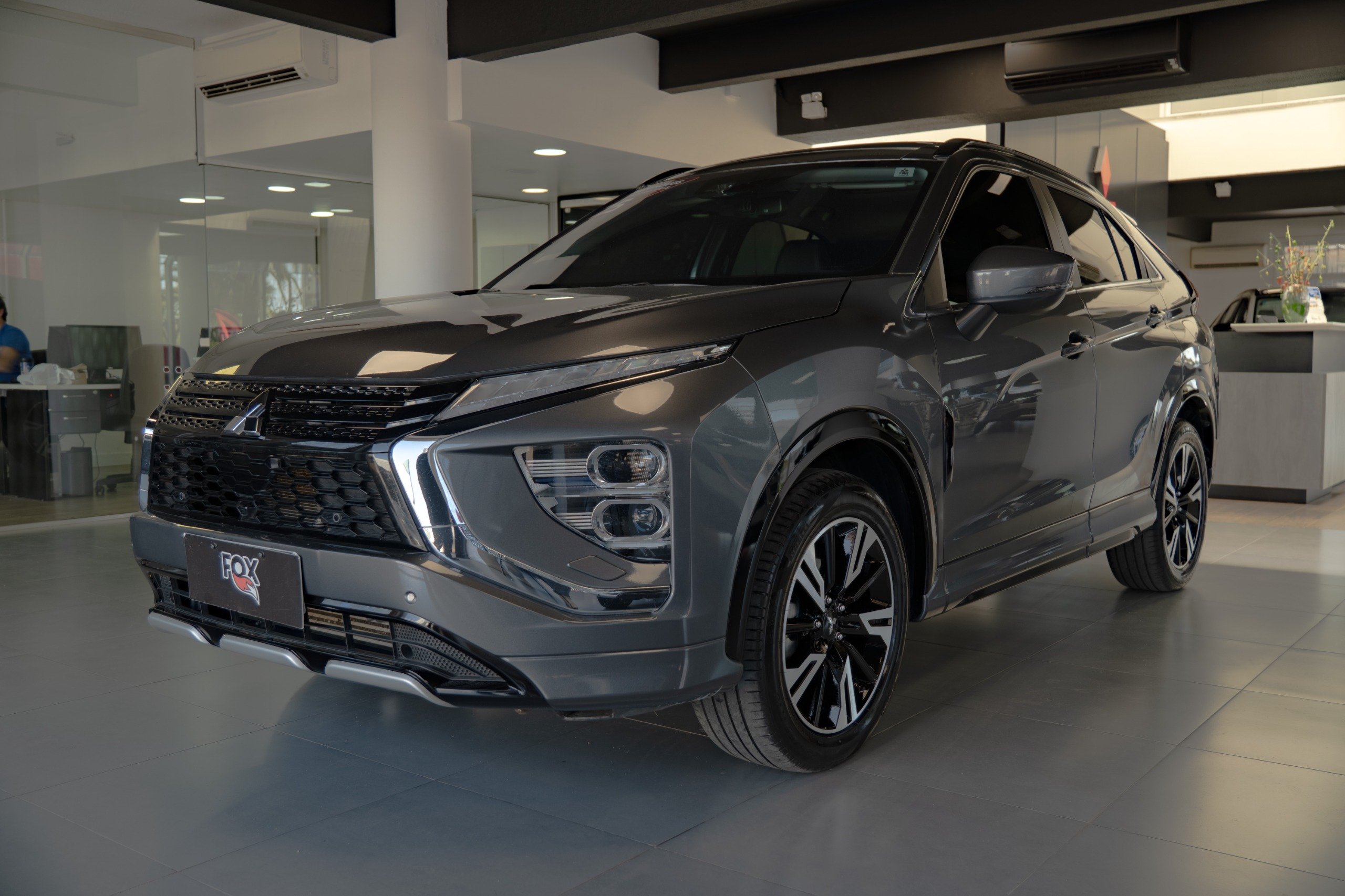 Mitsubishi Eclipse Cross HPE-S 1.5 16V AWC TB 165cv Aut. na cor Cinza no Porto Alegre / RS - 987236