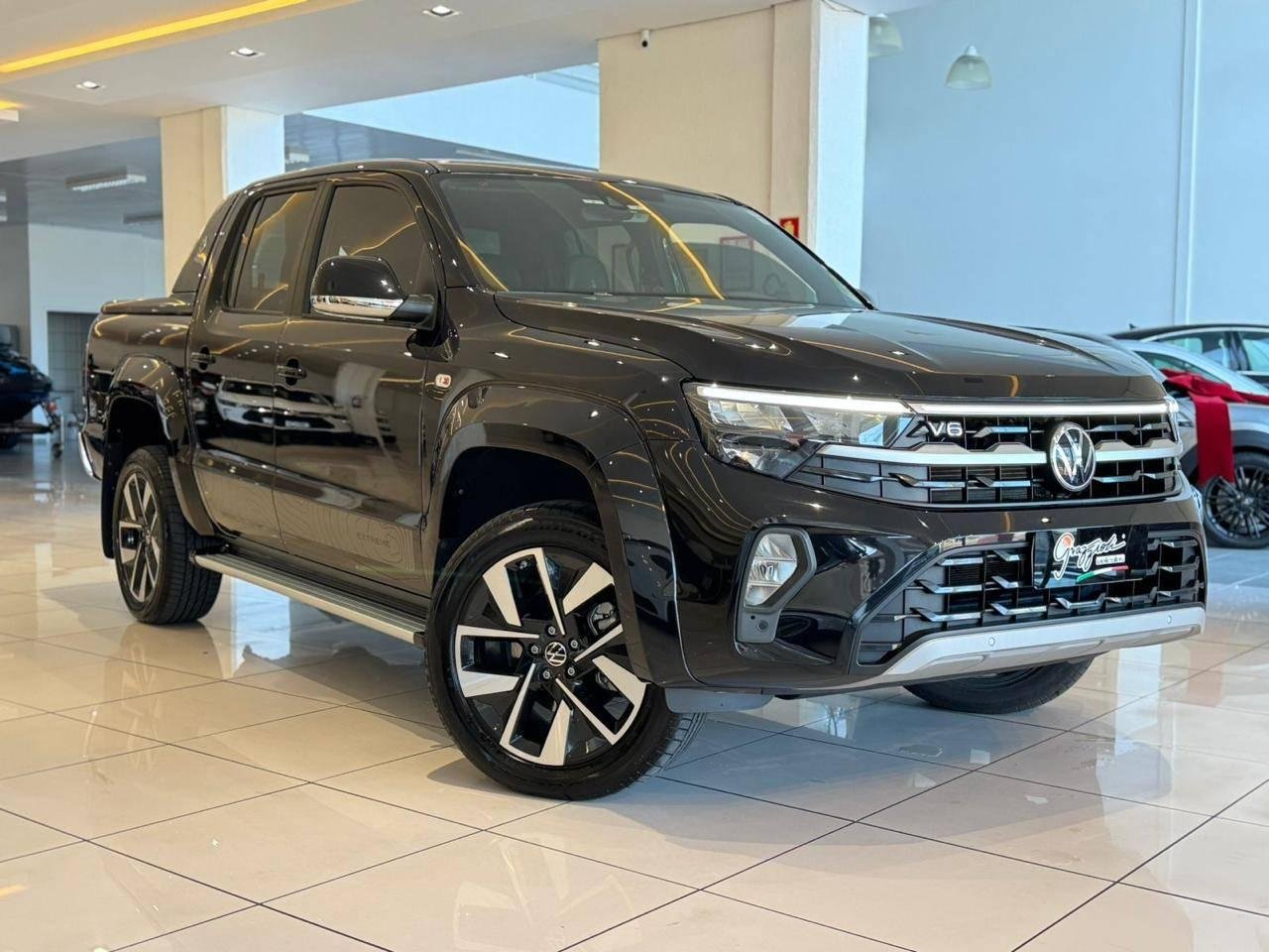 Volkswagen Amarok Extreme CD 3.0 4x4 TB Dies. Aut. na cor Preto no Rio Grande / RS - 987539