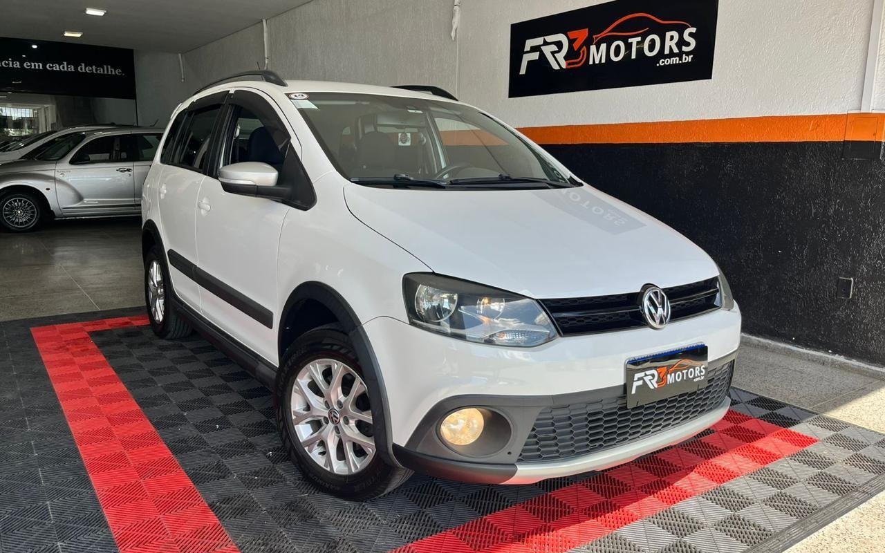Volkswagen SpaceCross 1.6 Mi Total Flex 8V na cor Branco no Gravataí / RS - 988065