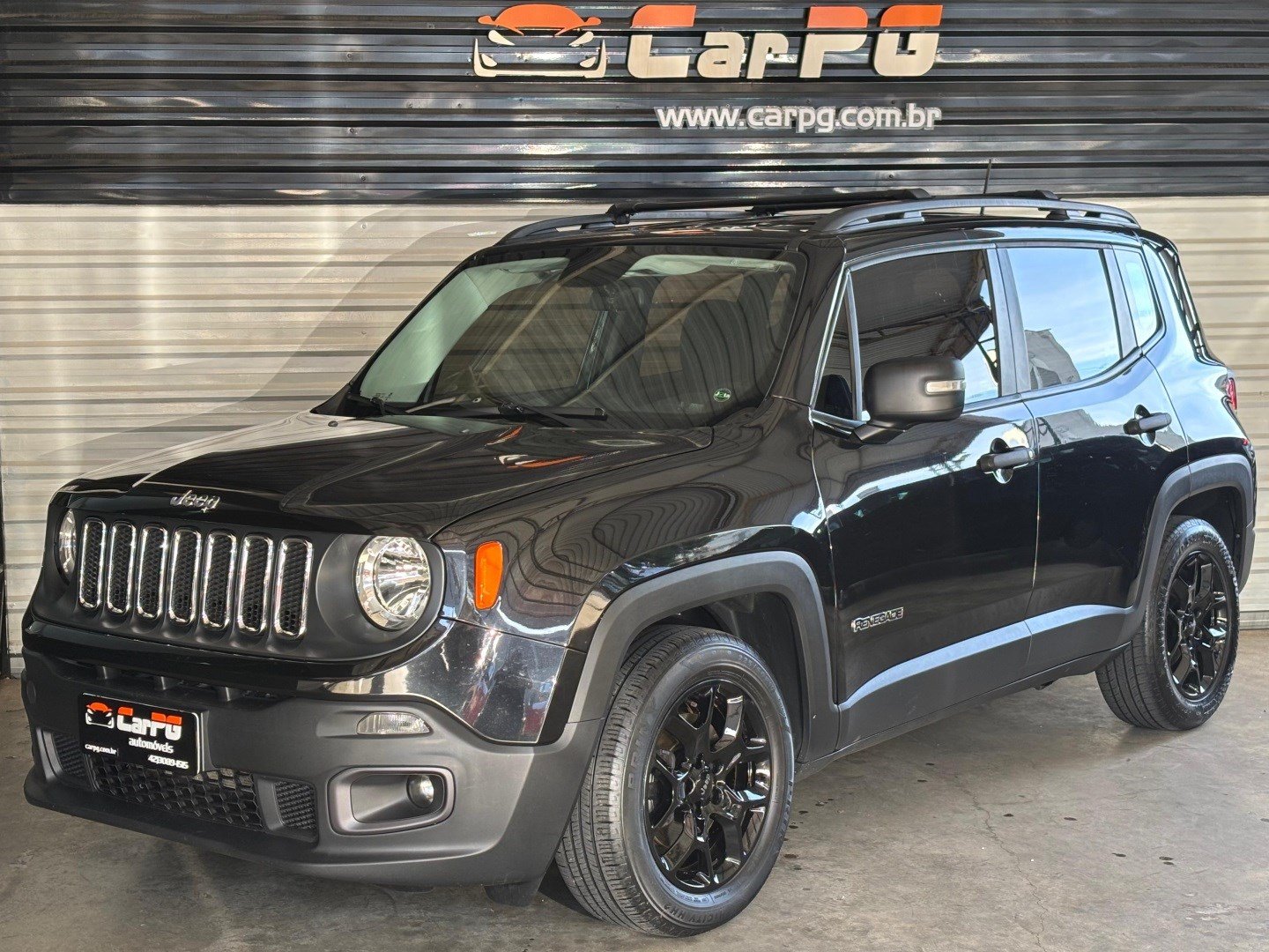 Jeep Renegade Sport 1.8 4x2 Flex 16V Mec. na cor Preto em Ponta Grossa / PR - 988252
