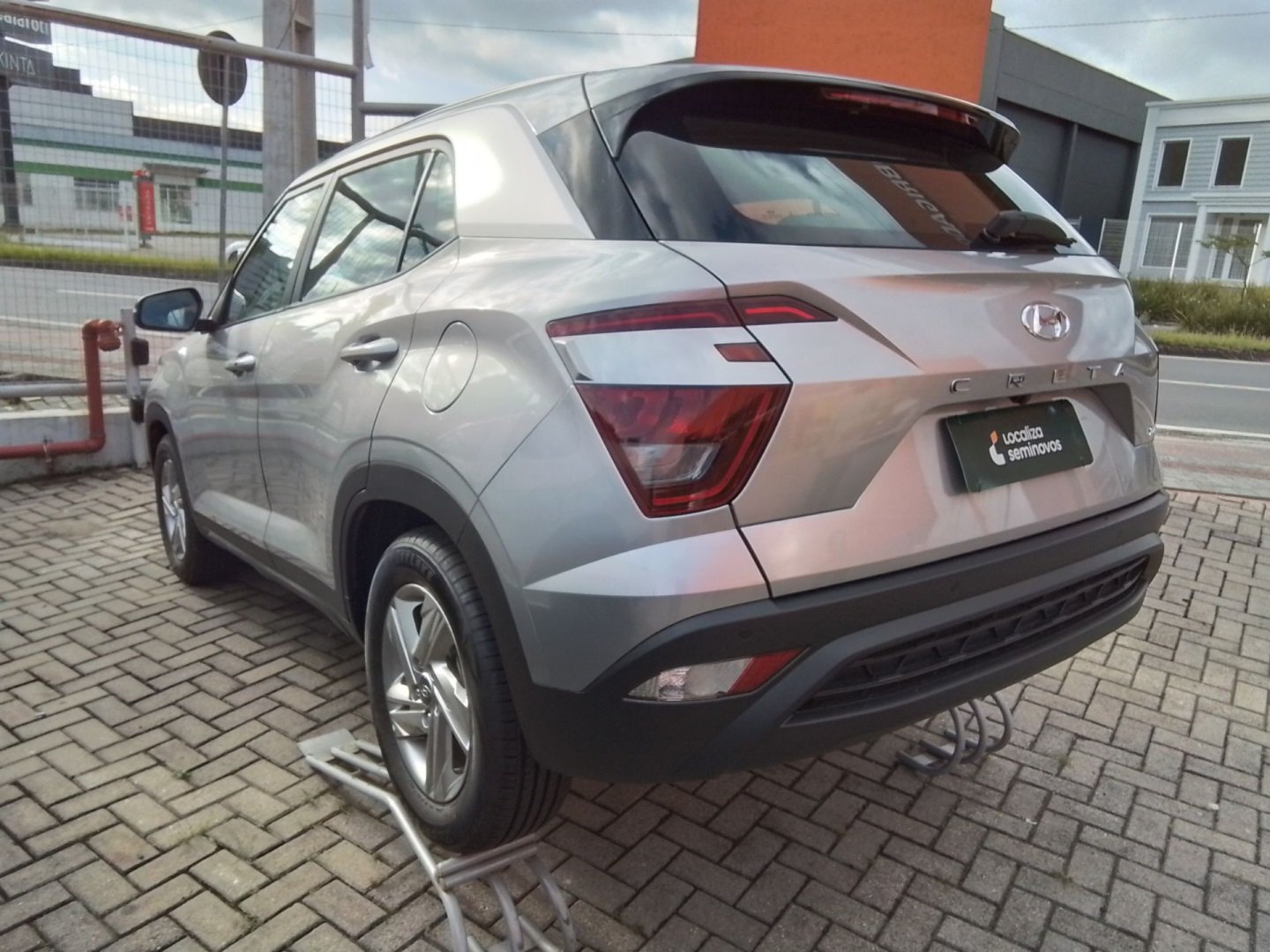 Hyundai Creta Comfort 1.0 TB 12V Flex Aut. na cor Prata em Criciúma / SC - 988847