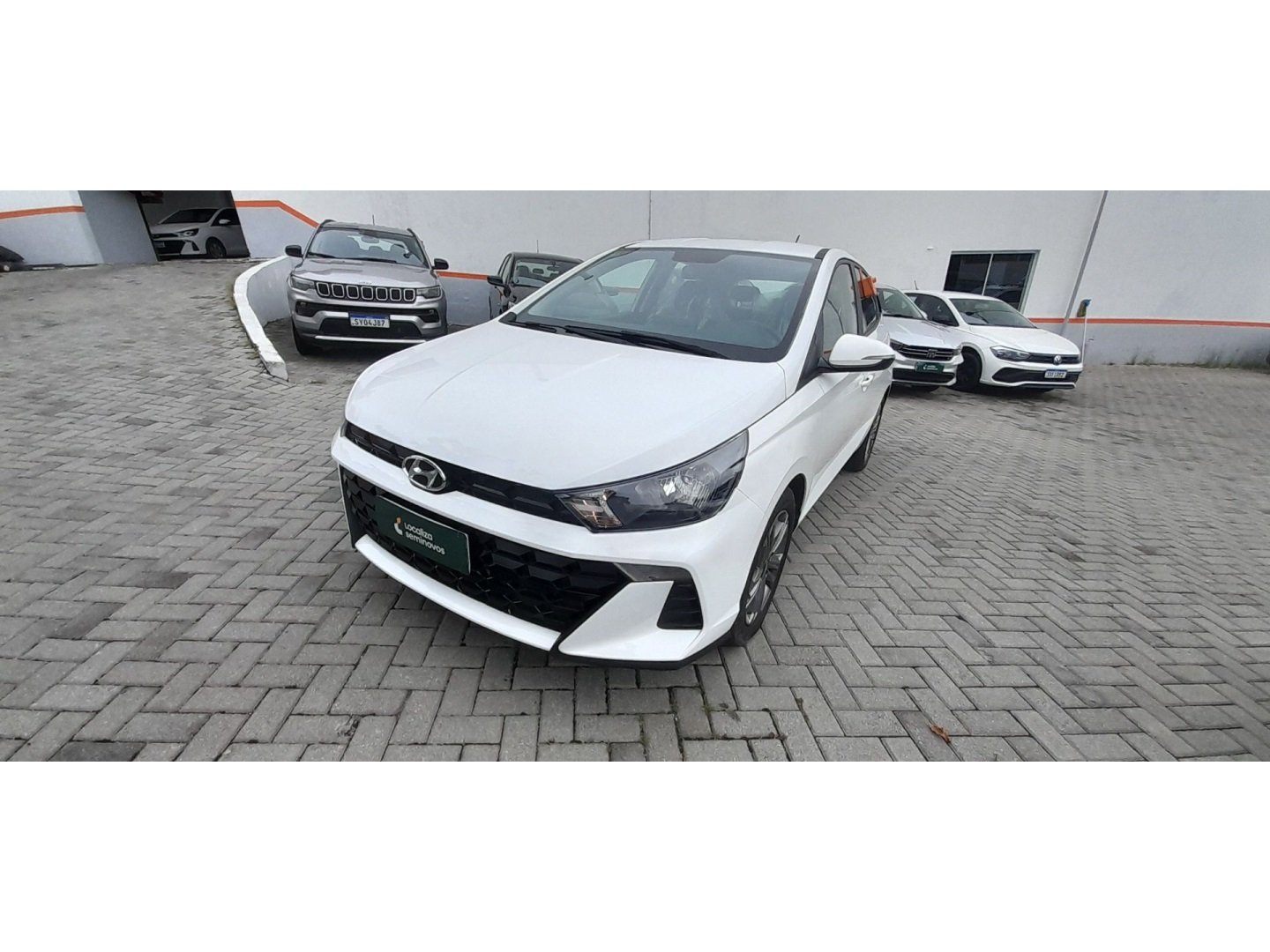 Hyundai HB20 Comfort Plus 1.0 TB Flex 12V Aut. na cor Branco em Criciúma / SC - 989129