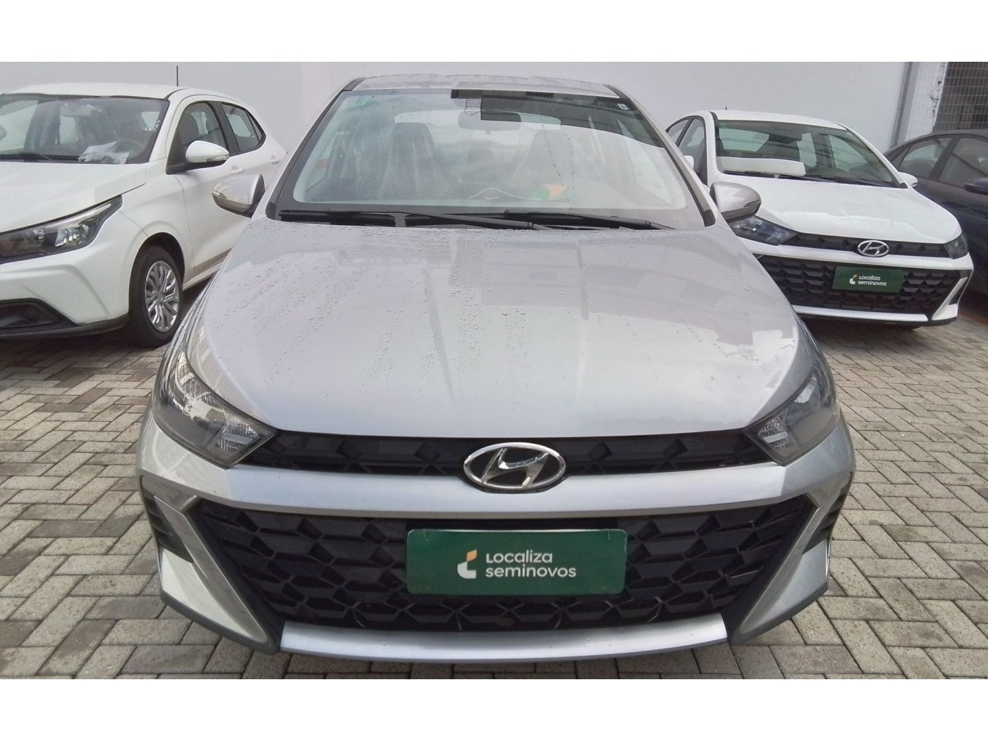 Hyundai HB20S Comfort Plus 1.0 TB Flex 12V Aut na cor Prata em Criciúma / SC - 989240