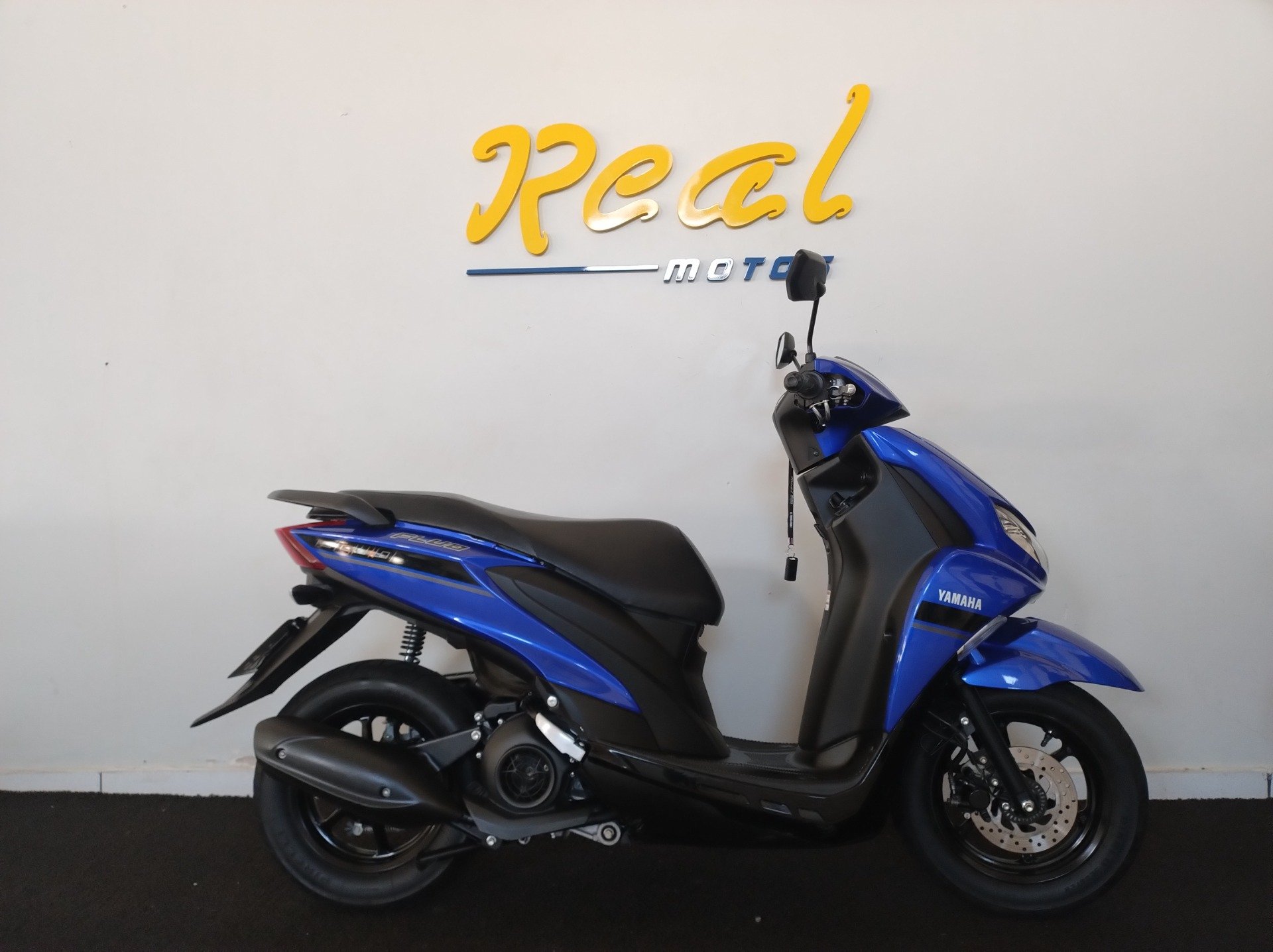 YAMAHA FLUO 125 ABS  na cor Azul em Ponta Grossa / PR - 989553