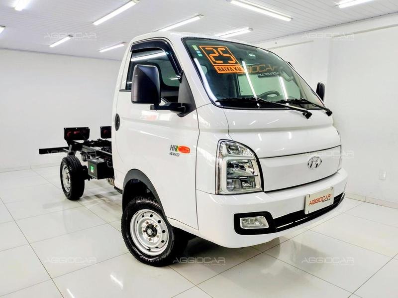 Hyundai HR 2.5 4WD Diesel na cor Branco em Campo Largo / PR - 989711