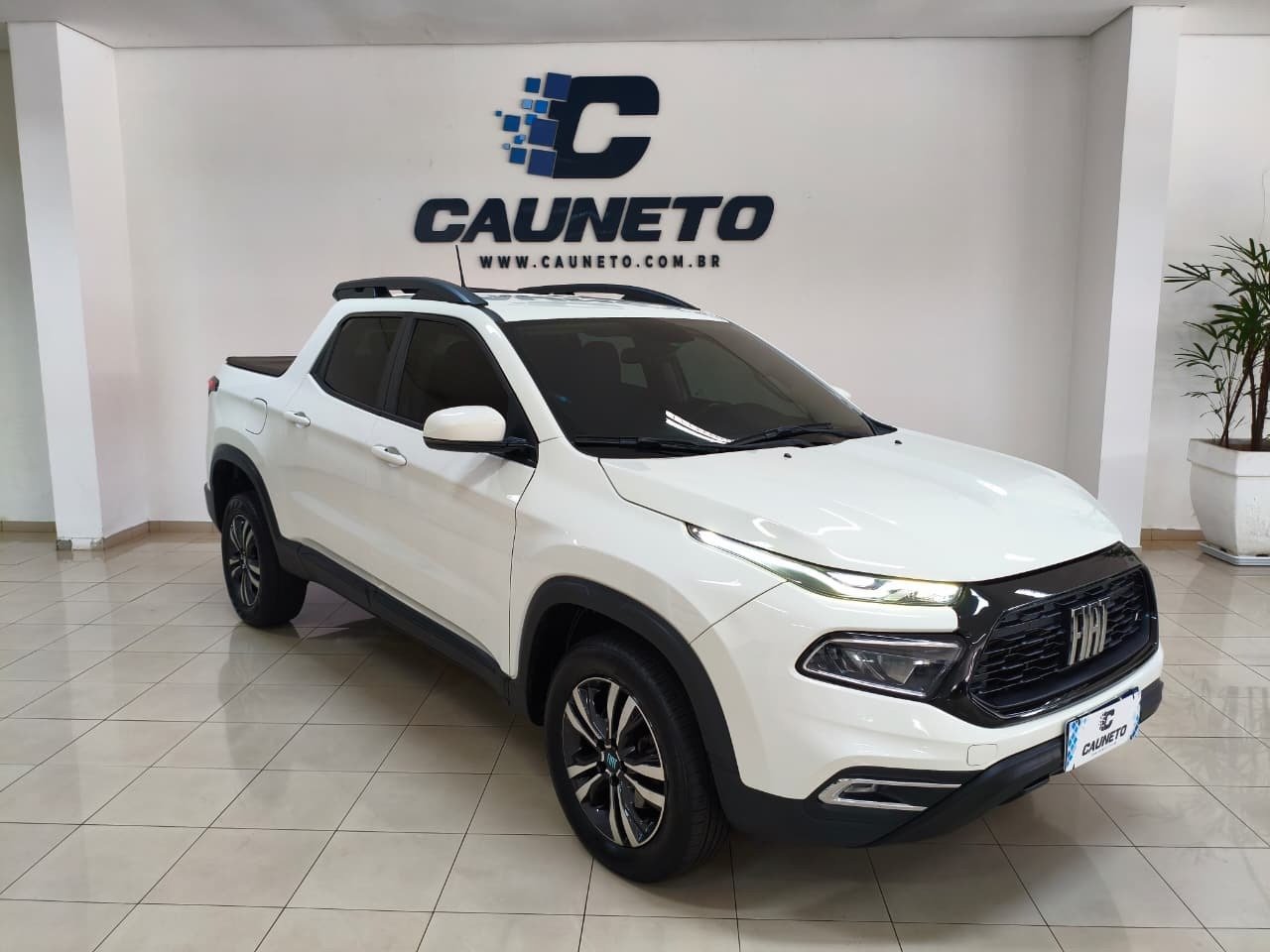 Fiat Toro Freedom 1.3 T270 4x2 Flex Aut. na cor Branco em Toledo / PR - 989898
