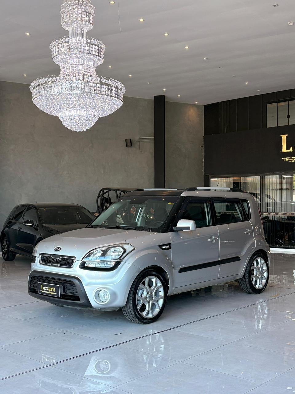 Kia SOUL 1.6/ 1.6 16V FLEX Mec. na cor Prata em Joinville / SC - 990040