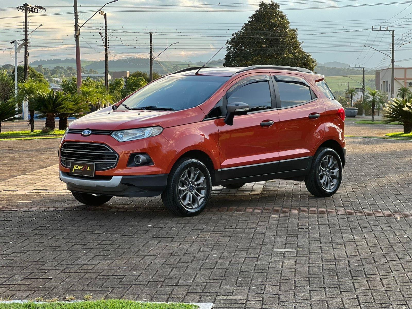 Ford EcoSport FREESTYLE 1.6 16V Flex 5p na cor Laranja em Xanxerê / SC - 990211