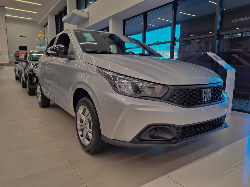 Fiat Argo DRIVE 1.0 6V Flex na cor Prata em Joinville / SC - 990296