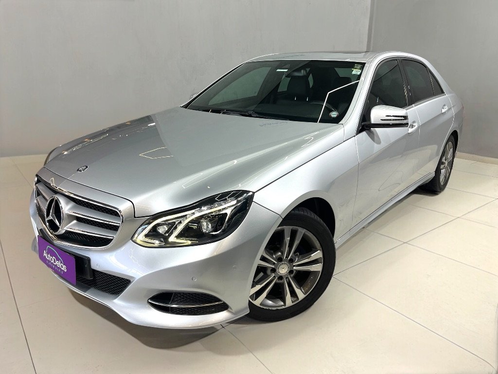 Mercedes-Benz E-250 Coupe TB 211cv Aut. na cor Prata em Florianópolis / SC - 990452