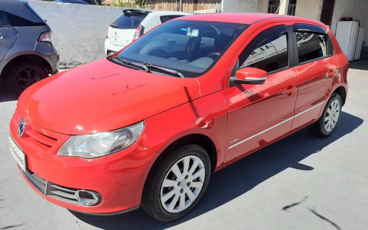 Volkswagen Gol (novo) 1.6 Power/Highi T.Flex 8v 4P na cor Vermelho em Araucária / PR - 990608