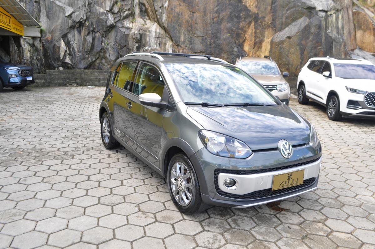 Volkswagen Up! cross 1.0 T. Flex 12V 5p na cor Cinza em Florianópolis / SC - 990616