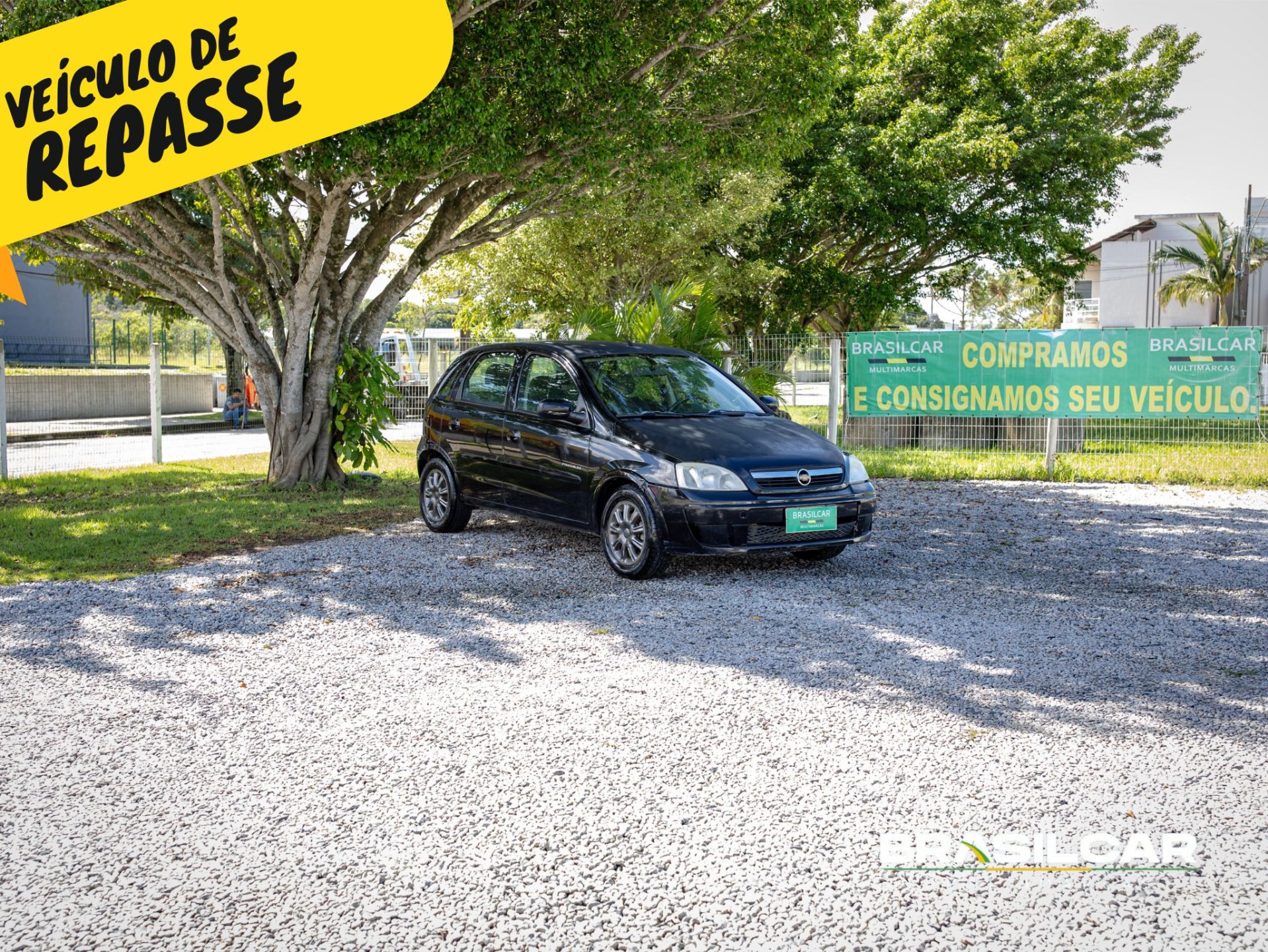 Chevrolet Corsa Hat. Premium 1.4 8V ECONOFLEX 5p na cor Preto em Florianópolis / SC - 991205