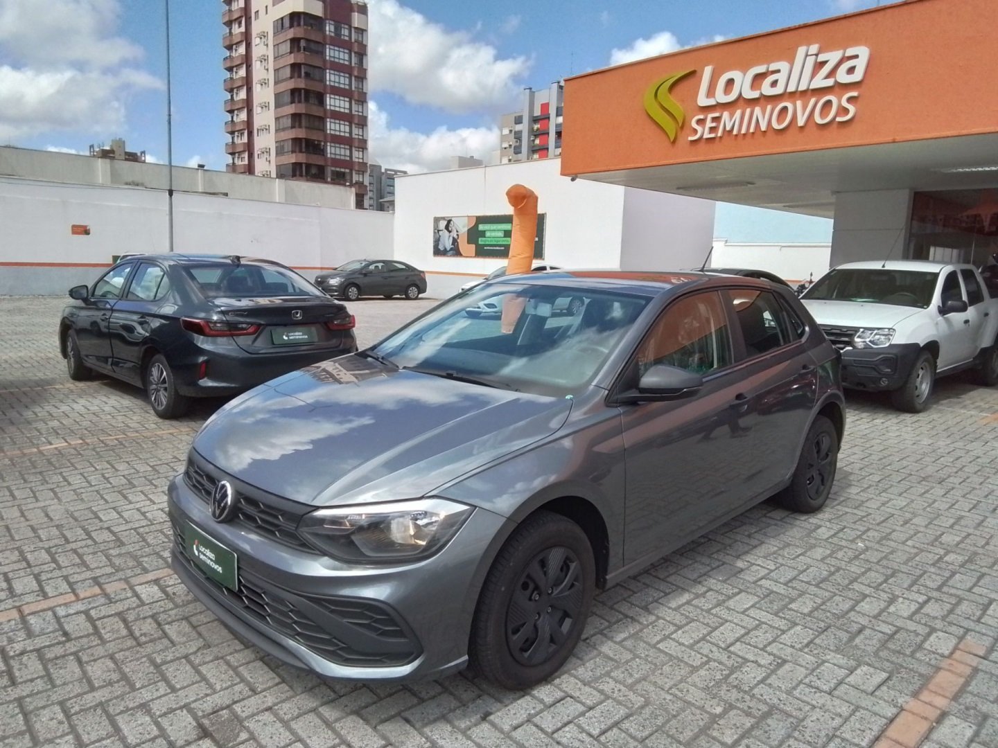 Volkswagen Polo Track Rock in Rio 1.0 Flex 12V 5p na cor Cinza em Jaraguá do Sul / SC - 991713