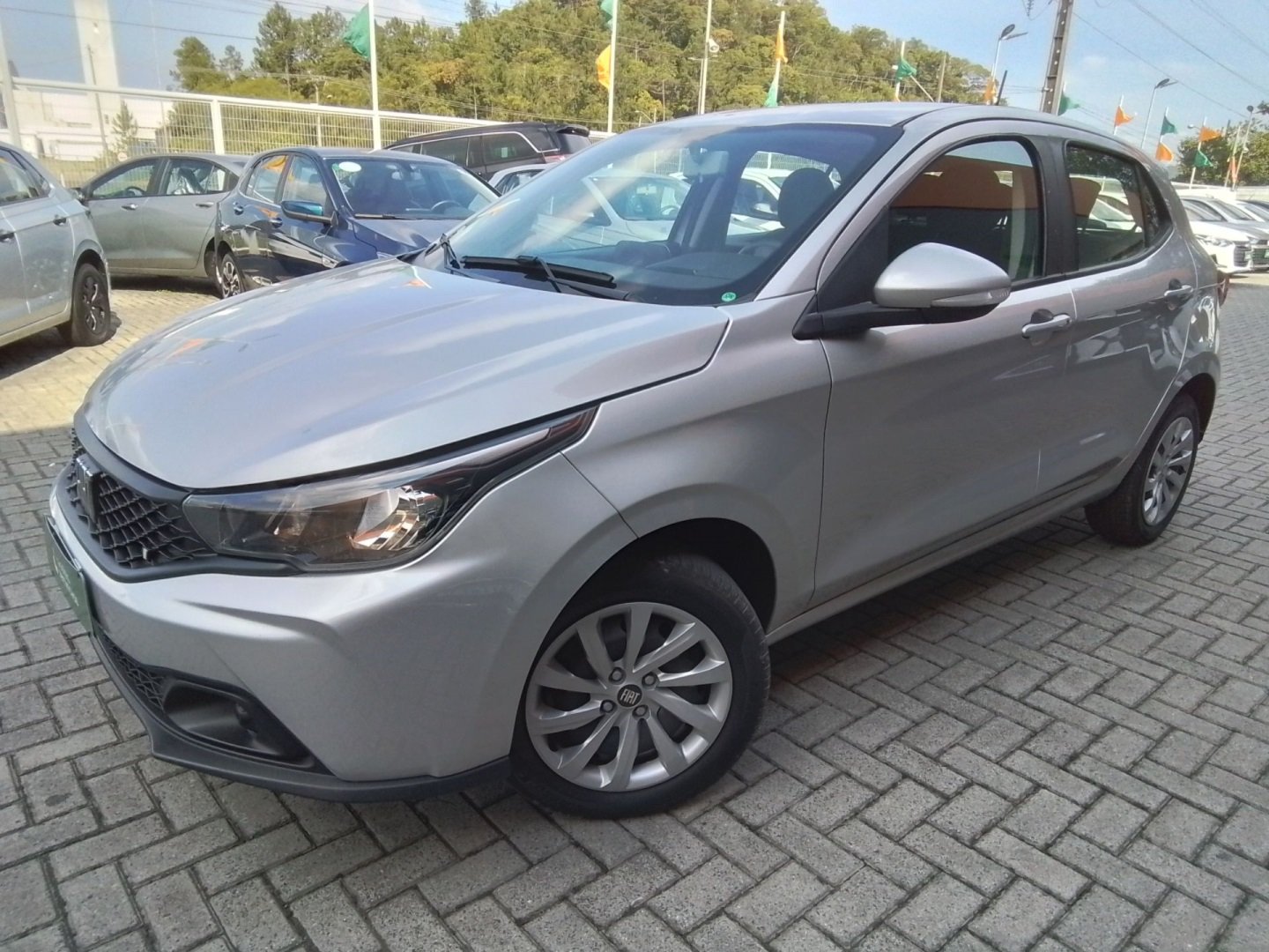 Fiat Argo DRIVE 1.0 6V Flex na cor Prata em Jaraguá do Sul / SC - 991801