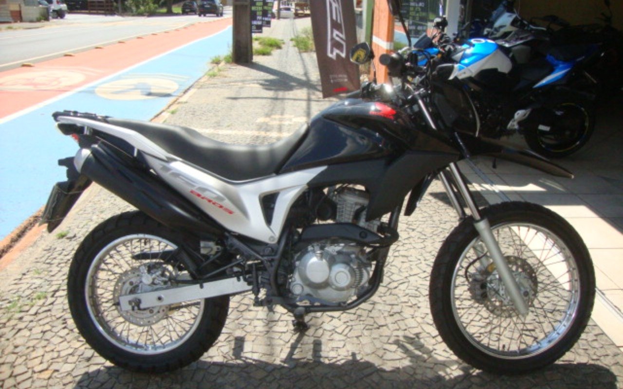 Honda NXR 160 BROS ESDD FLEXONE  na cor Preto em Ponta Grossa / PR - 992185