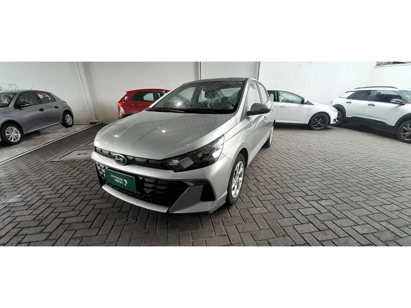 Hyundai HB20S Comfort Plus 1.0 Flex 12V Mec. na cor Prata em Itajaí / SC - 992421