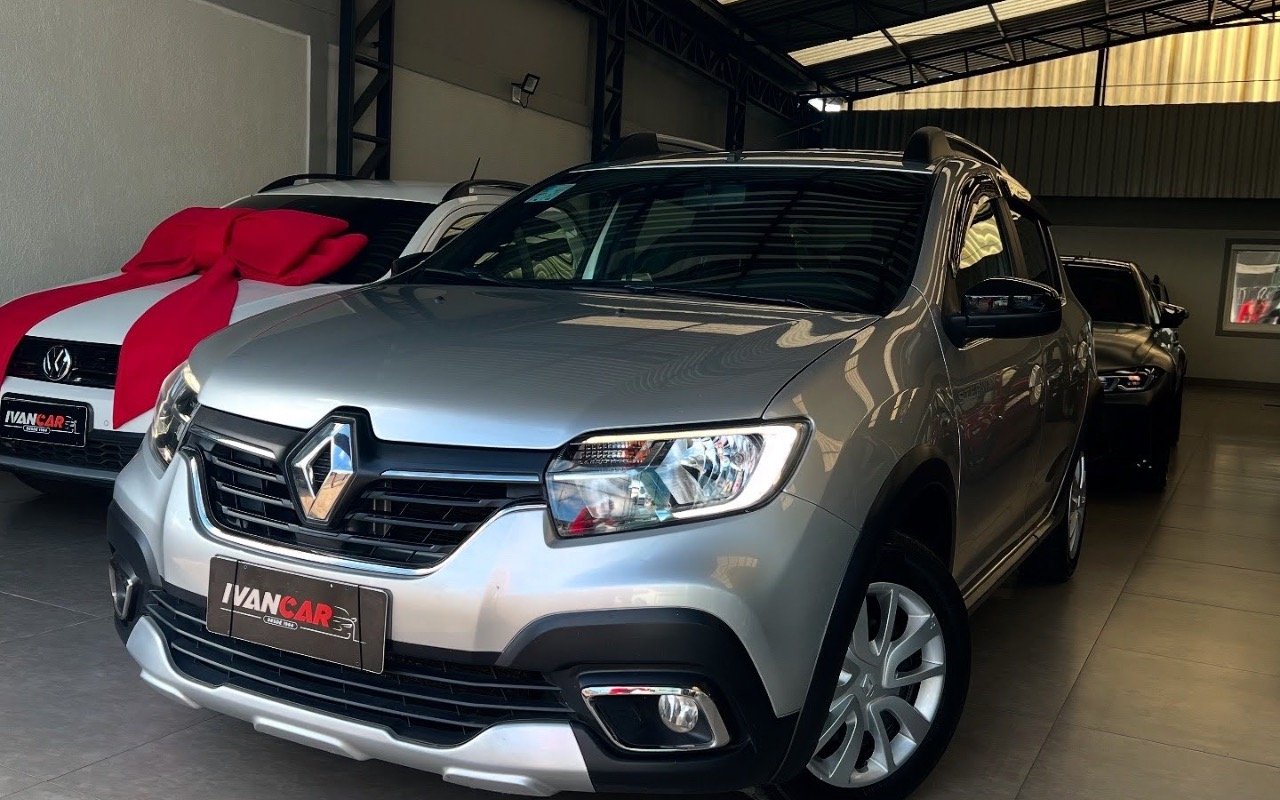 Renault Stepway Zen Flex 1.0 12V Mec. na cor Prata no Porto Alegre / RS - 992738