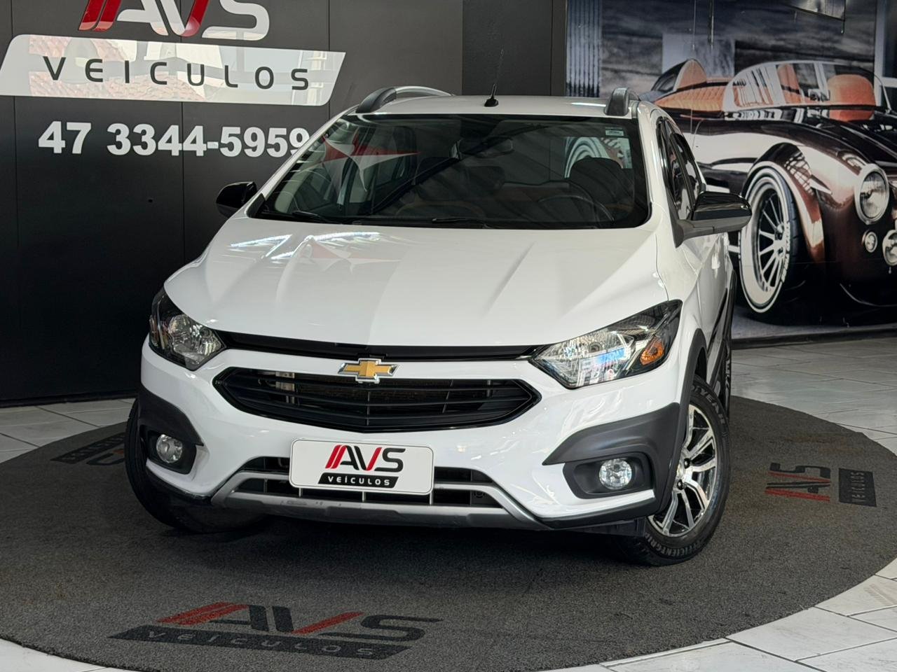 Chevrolet Onix HATCH ACTIV 1.4 8V Flex 5P Aut. na cor Branco em Itajaí / SC - 992857